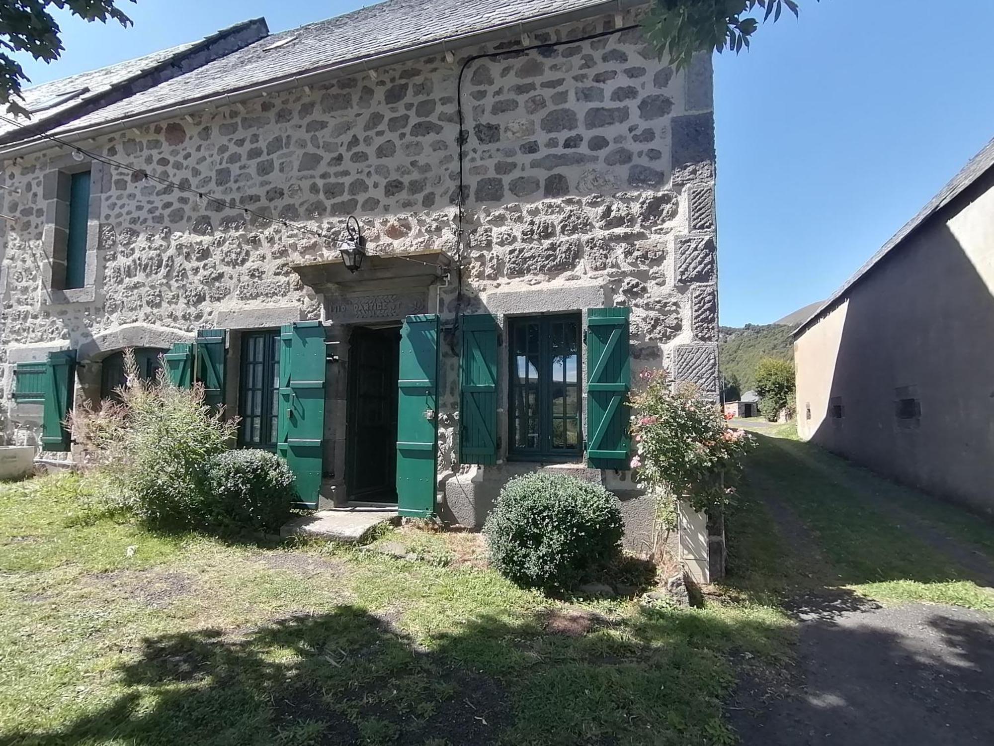 L'Auvergnate Chambon-sur-Lac Exterior foto